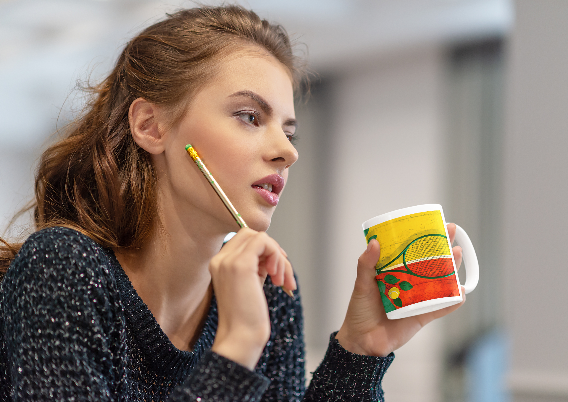Caneca Raquetes e Bolas de Tênis | Arte e Estilo para Fãs do Esporte