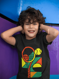 Camiseta Quality Infantil Estampa Tênis Geométrico – Conforto e Estilo (10 a 14 anos)