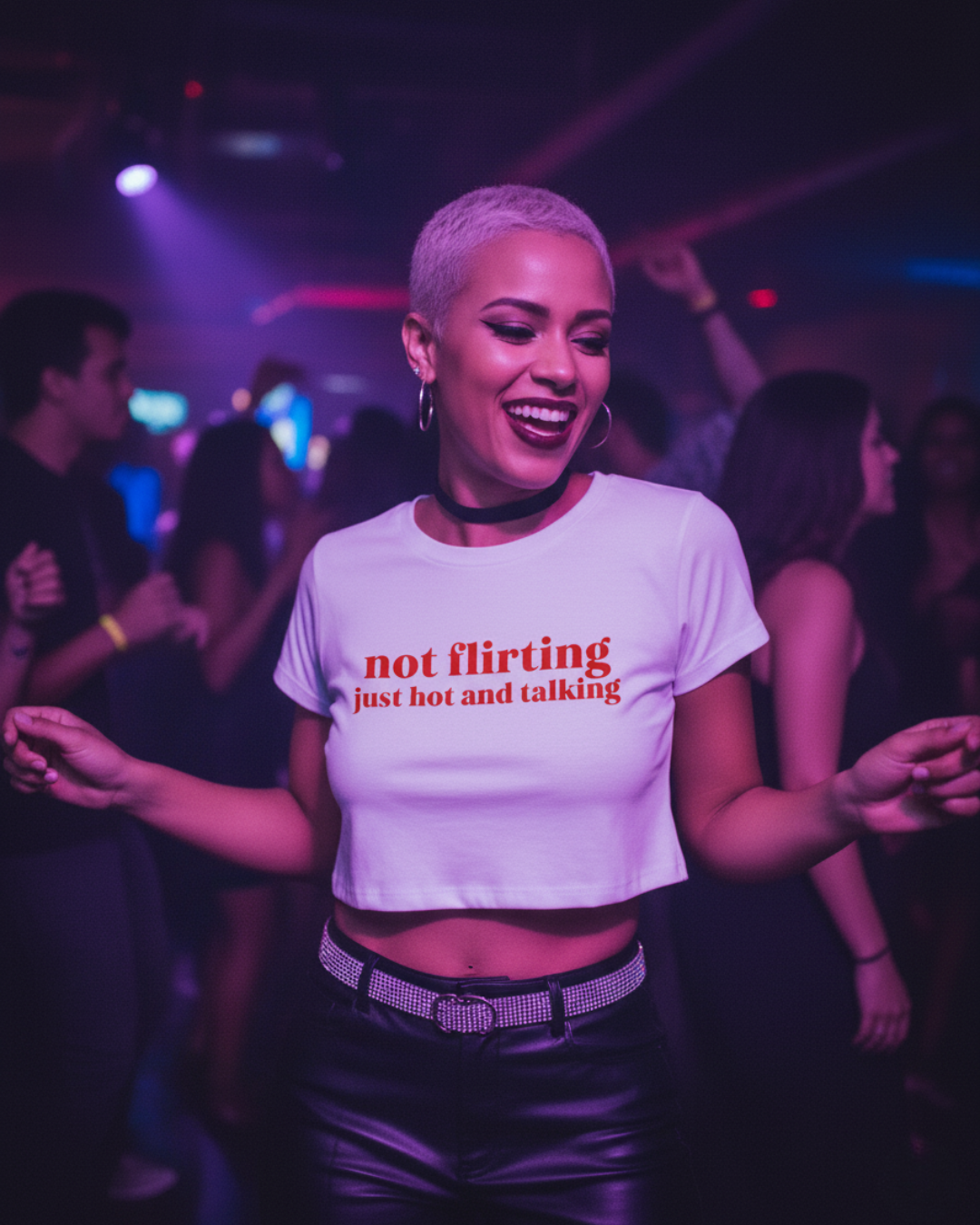 Nome do produto: not flirting just hot and talking (cropped)