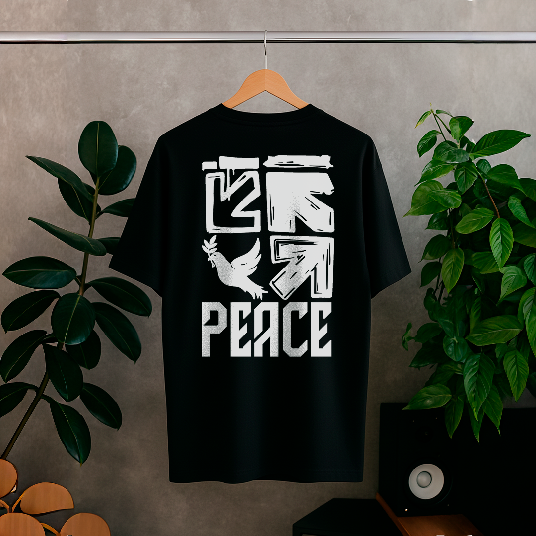 Nome do produto: Camisa Oversized Preta Abba Peace