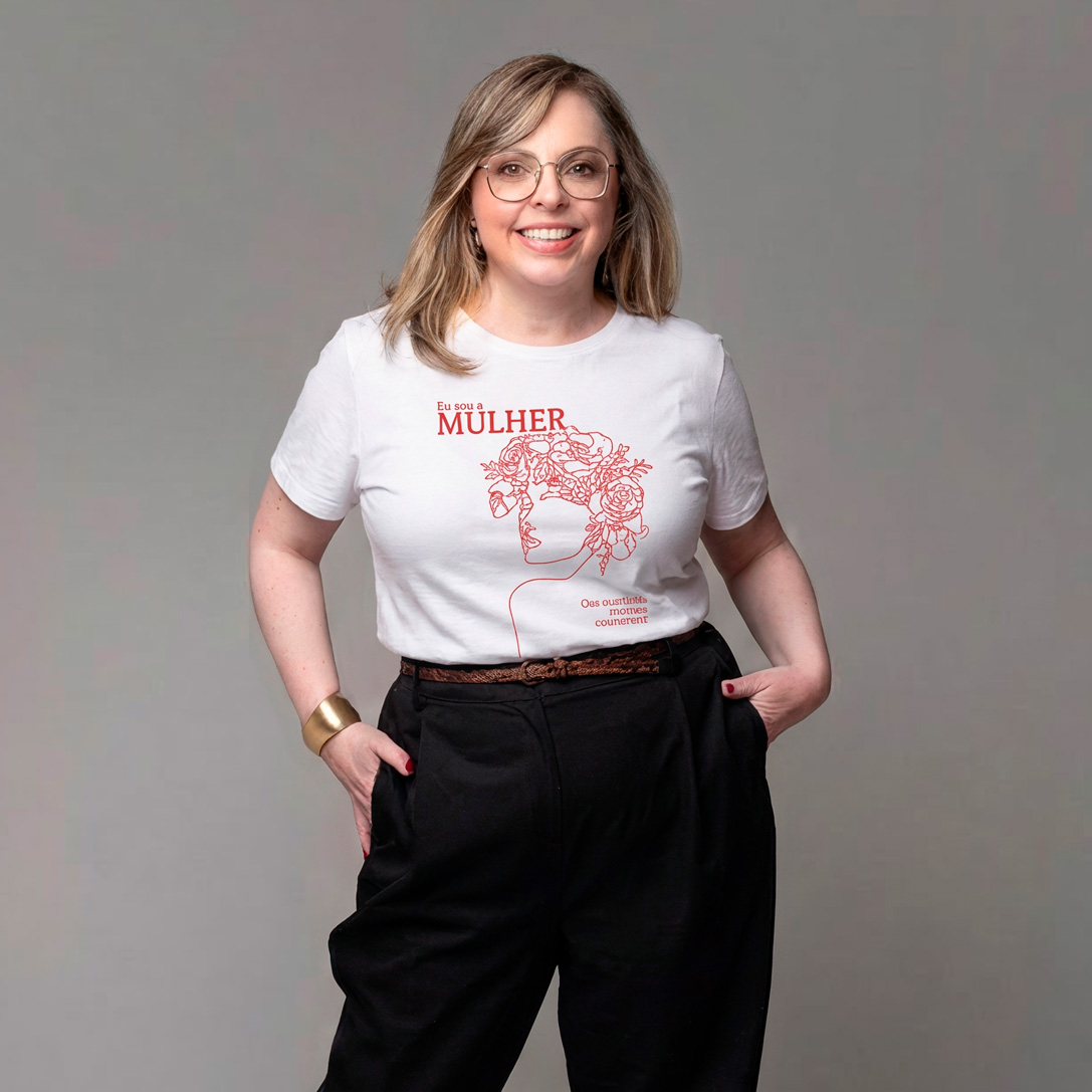 Camiseta - Eu sou a mulher que as minhas decisões constroem
