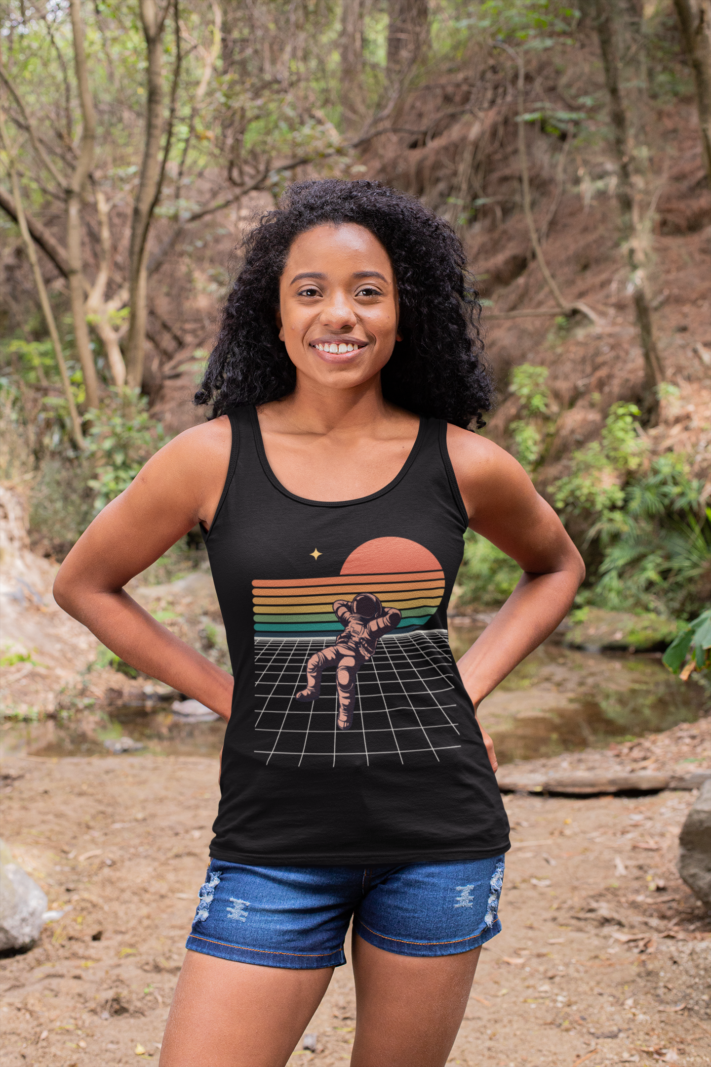 Nome do produto: Regata Classic astronauta colorful